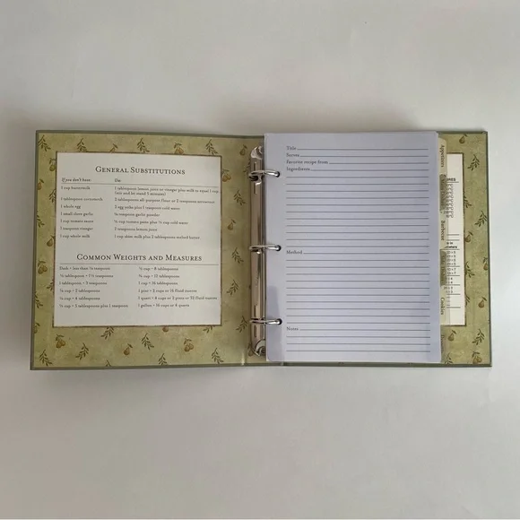 Recipe Keeper with blank recipe cards - Picture 2 of 7